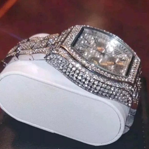 Mens Fully Covered Ice Silverplated Simulated  Diamond Quartz Movement Watch - Picture 7 of 10